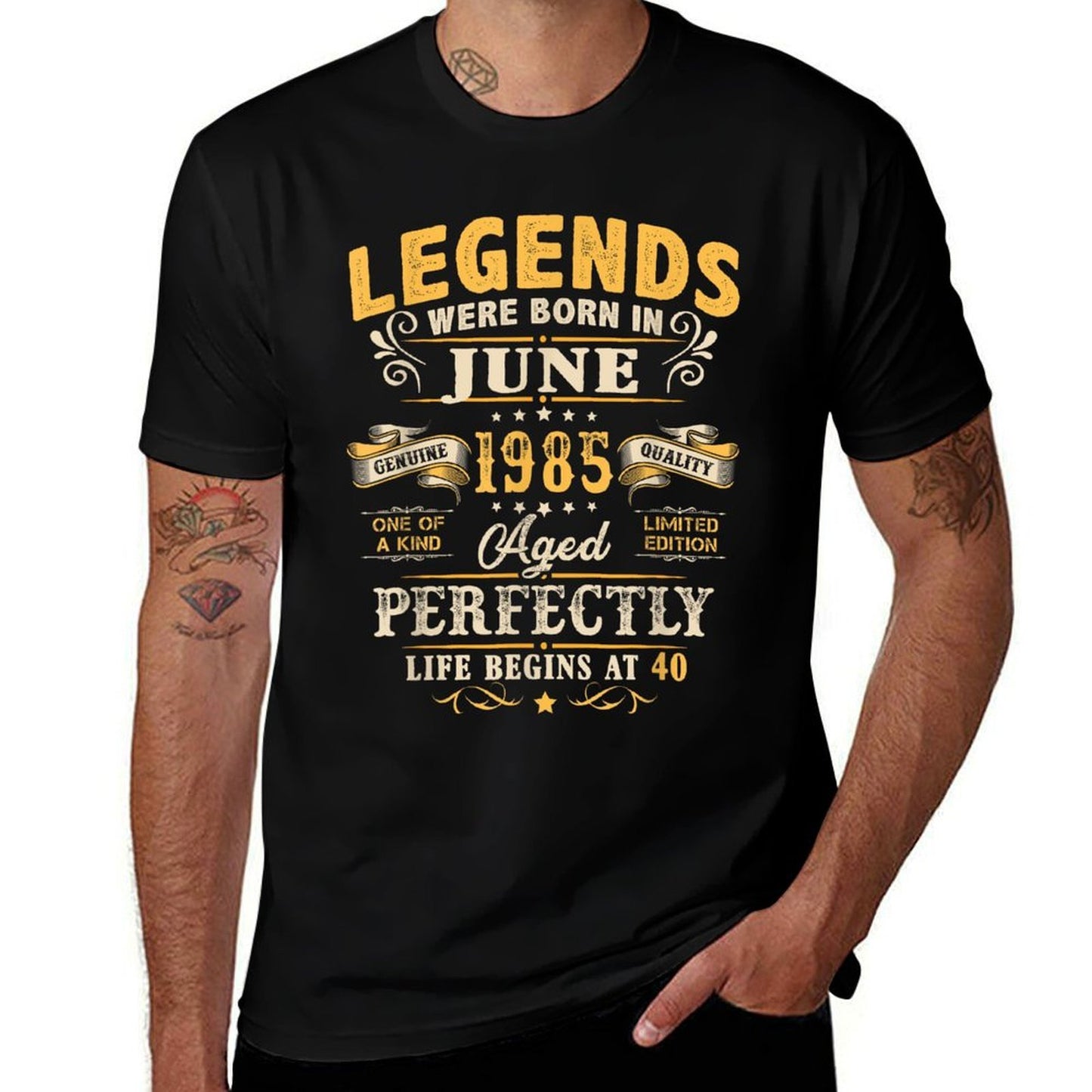 40 Year Old Vintage Made In June 1985 40th Birthday Gift Men Cotton T-Shirt