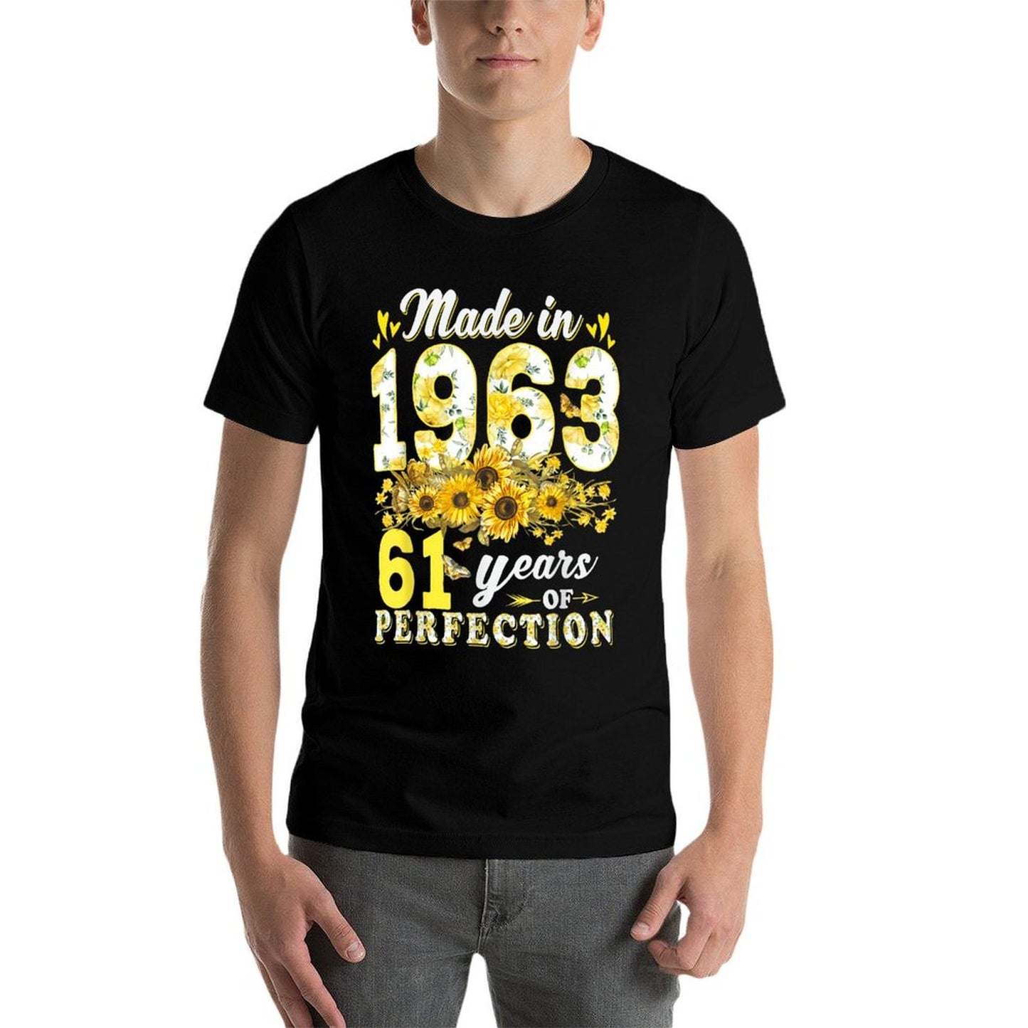 61 Year Old Made In 1963 Floral 61st Birthday Gifts Women Odor-resistant T-Shirt