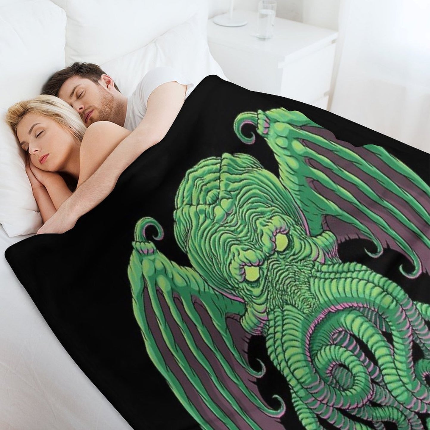 Mythos Easy Care Throw Blanket