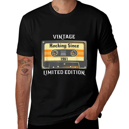 Vintage Rocking Since 1961, Limited Edition 60th Birthday  Lightweight T-Shirt