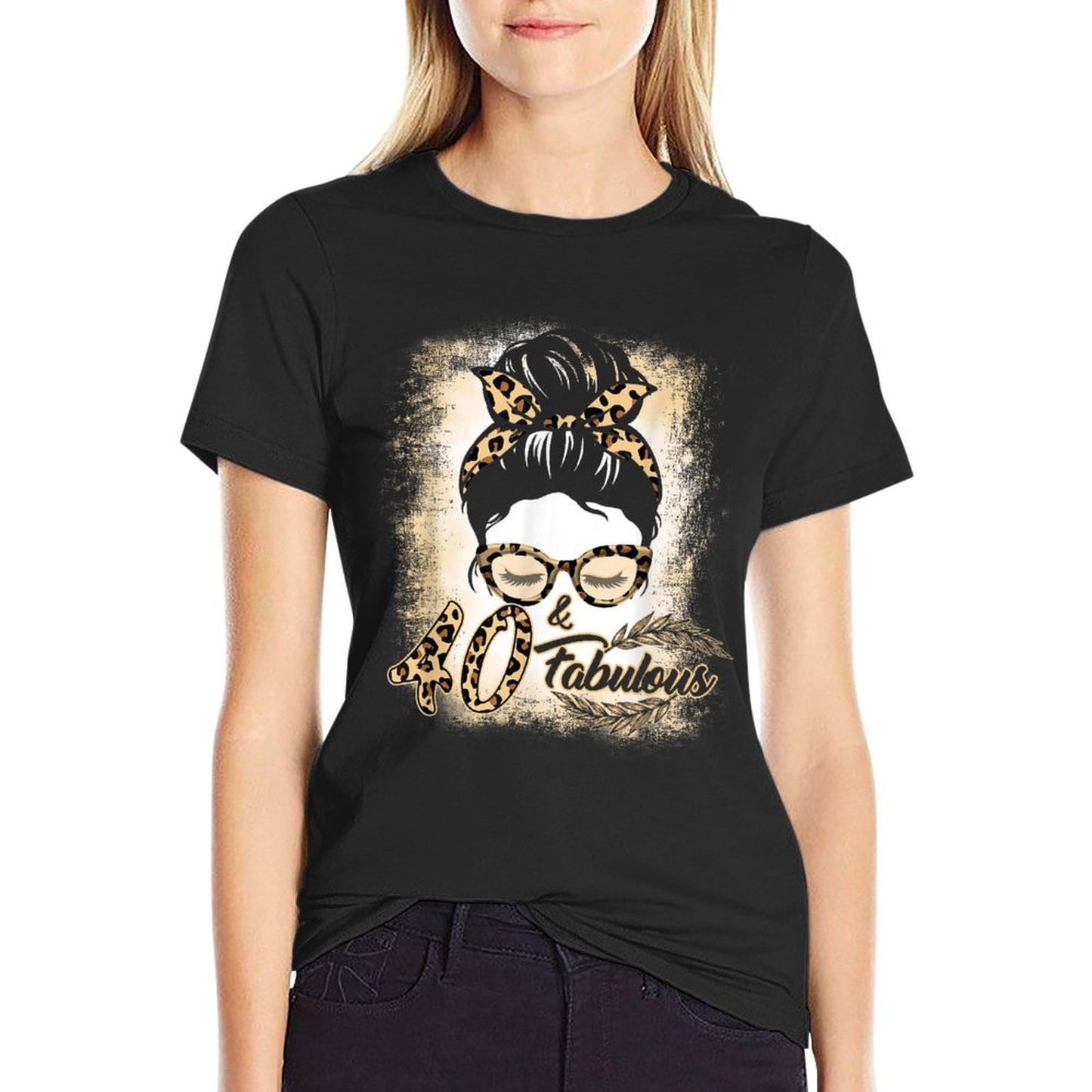 40th Birthday Gift Women Girls 40 Year Old Fabulous Leopard  Moisture-wicking T-Shirt