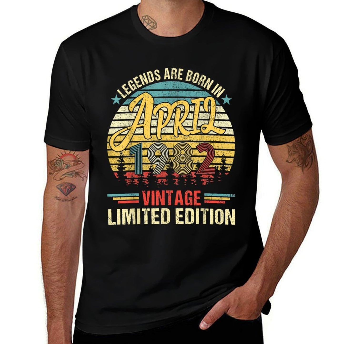 Vintage Born In April 1982 40th Birthday  Breathable T-Shirt