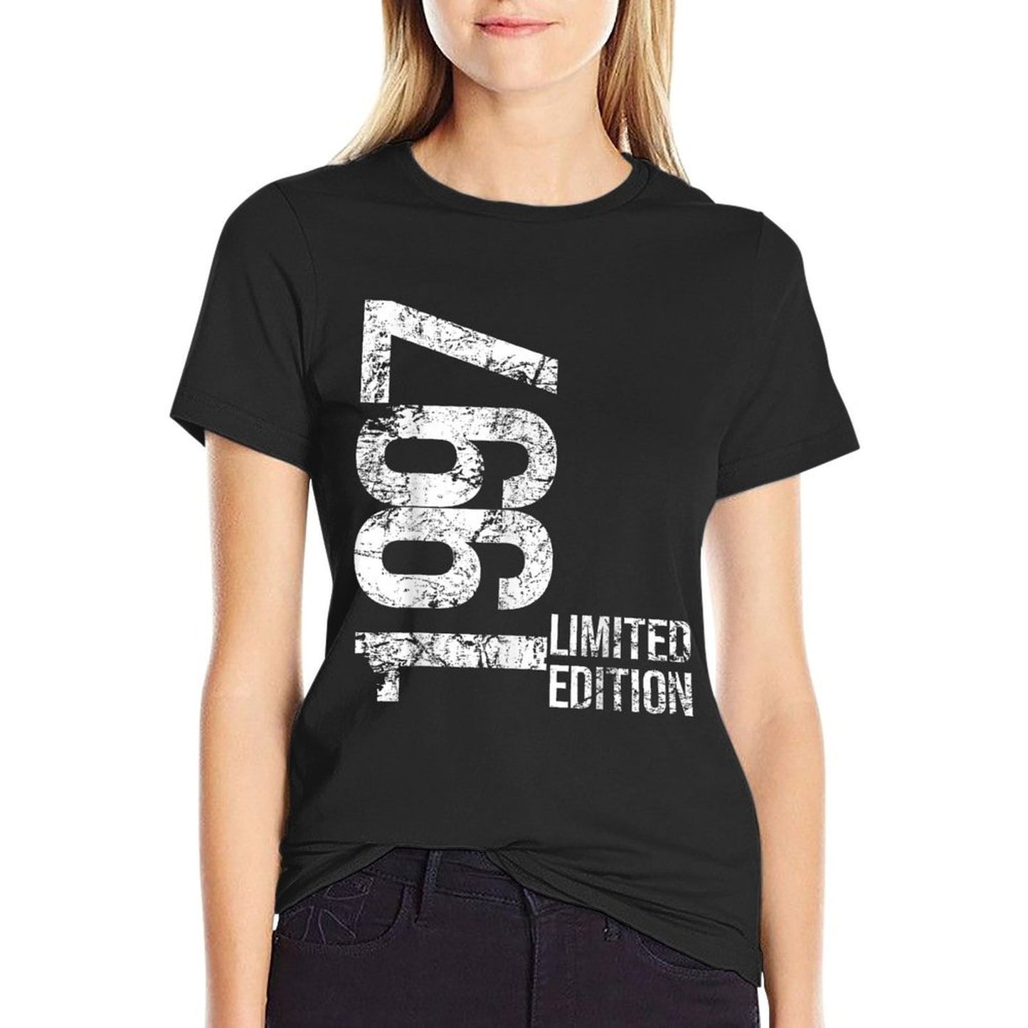 28th Birthday 28 Years Old Man Woman Vintage 1997  High-quality Stitching T-Shirt