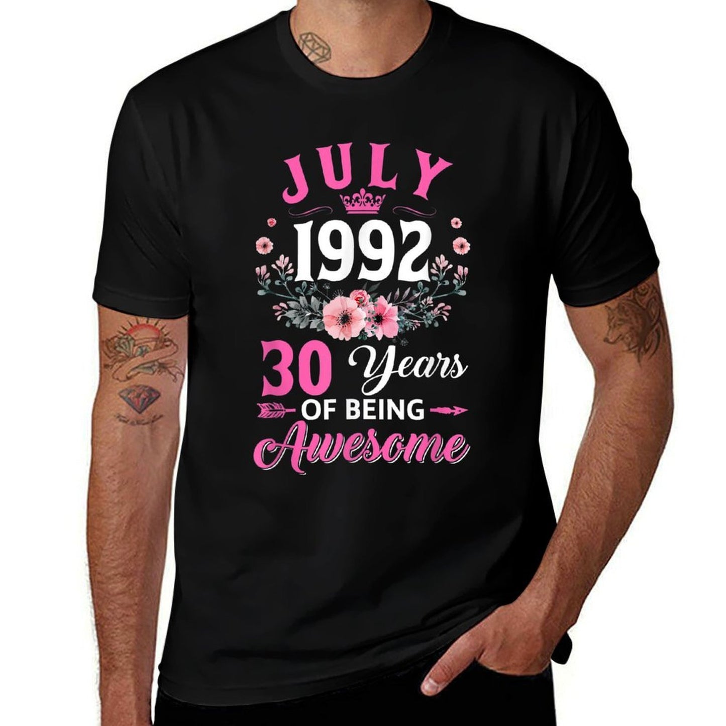 30 Year Old Made In July 1992 30Th Birthday Women  Tagless Design T-Shirt