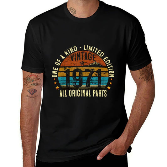 Vintage 1971 54 Years Old Men Women 54th Birthday Gifts  Moisture-wicking T-Shirt
