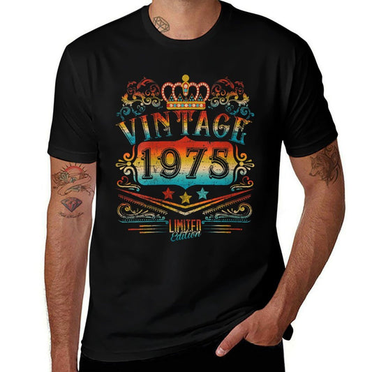 Womens Vintage 50th Birthday Decorations Vintage 1975 50 Years Old  Rolled Sleeves T-Shirt