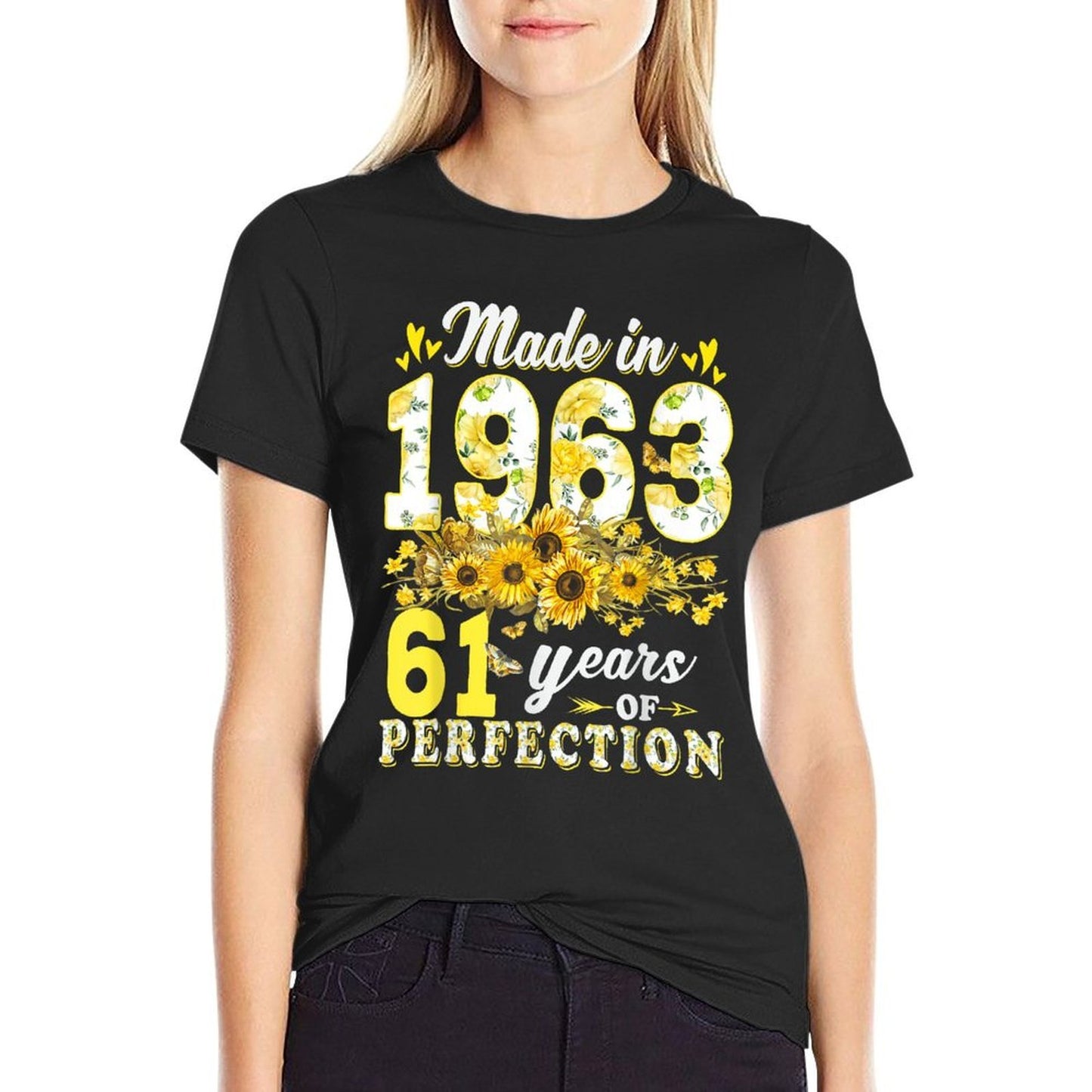 61 Year Old Made In 1963 Floral 61st Birthday Gifts Women  Odor-resistant T-Shirt