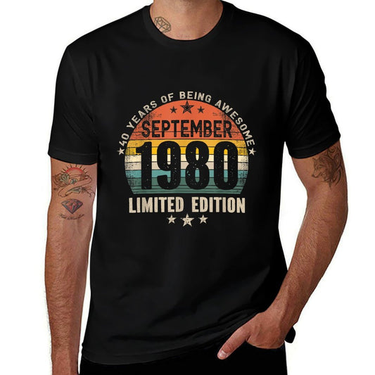 40 Years Old Made in September 1980 - Vintage 40th Birthday  Cotton T-Shirt