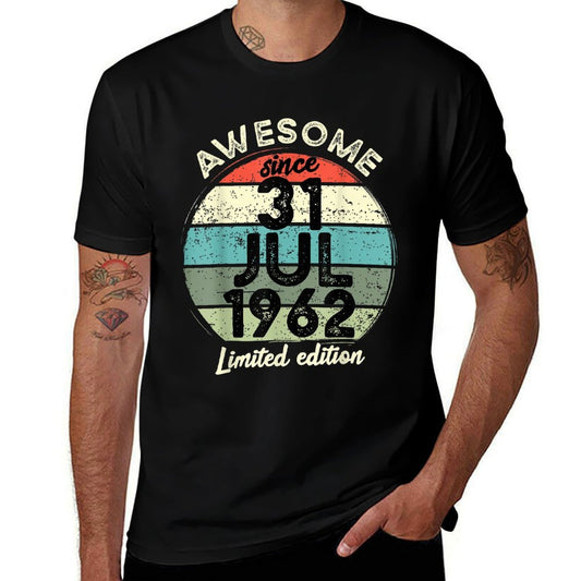 60 Year Old Birthday 31 July 1962 60th Birthday  Trendy Pattern T-Shirt