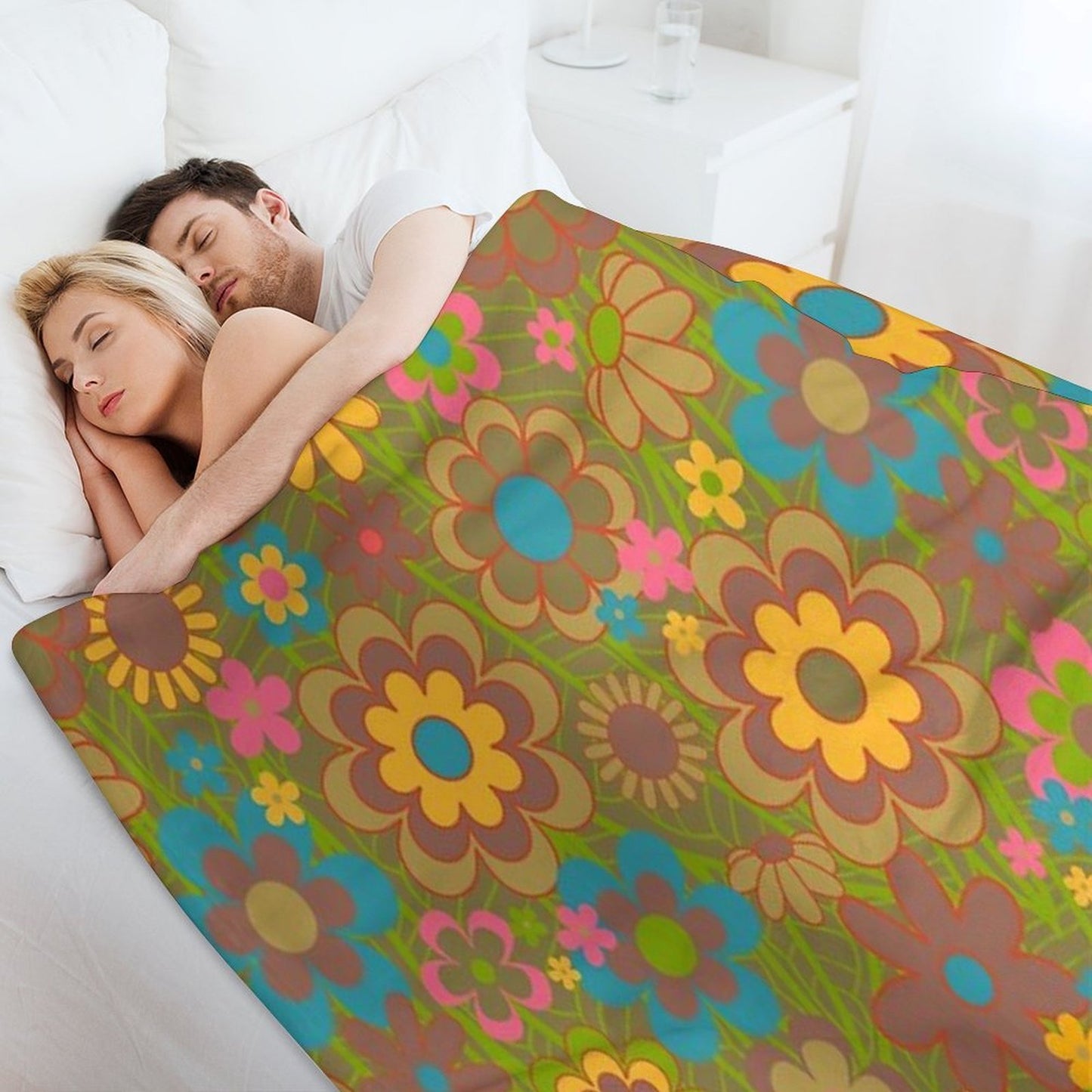 70s Joyride Flower Pattern Anti-pilling Throw Blanket
