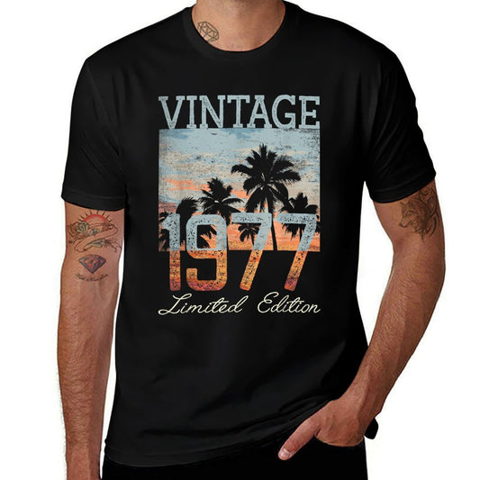 Vintage 1977 Limited Edition 48 Year Old Gifts 48th Birthday  Lightweight T-Shirt