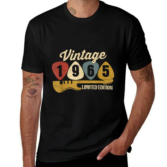 Vintage 1965 Birthday Retro Guitar 57th Birthday Party  Quick-drying T-Shirt