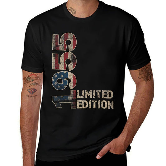 70th Birthday Gift Men Vintage Born 1955 Turning 70 Year Old  Slim-fit Cut T-Shirt