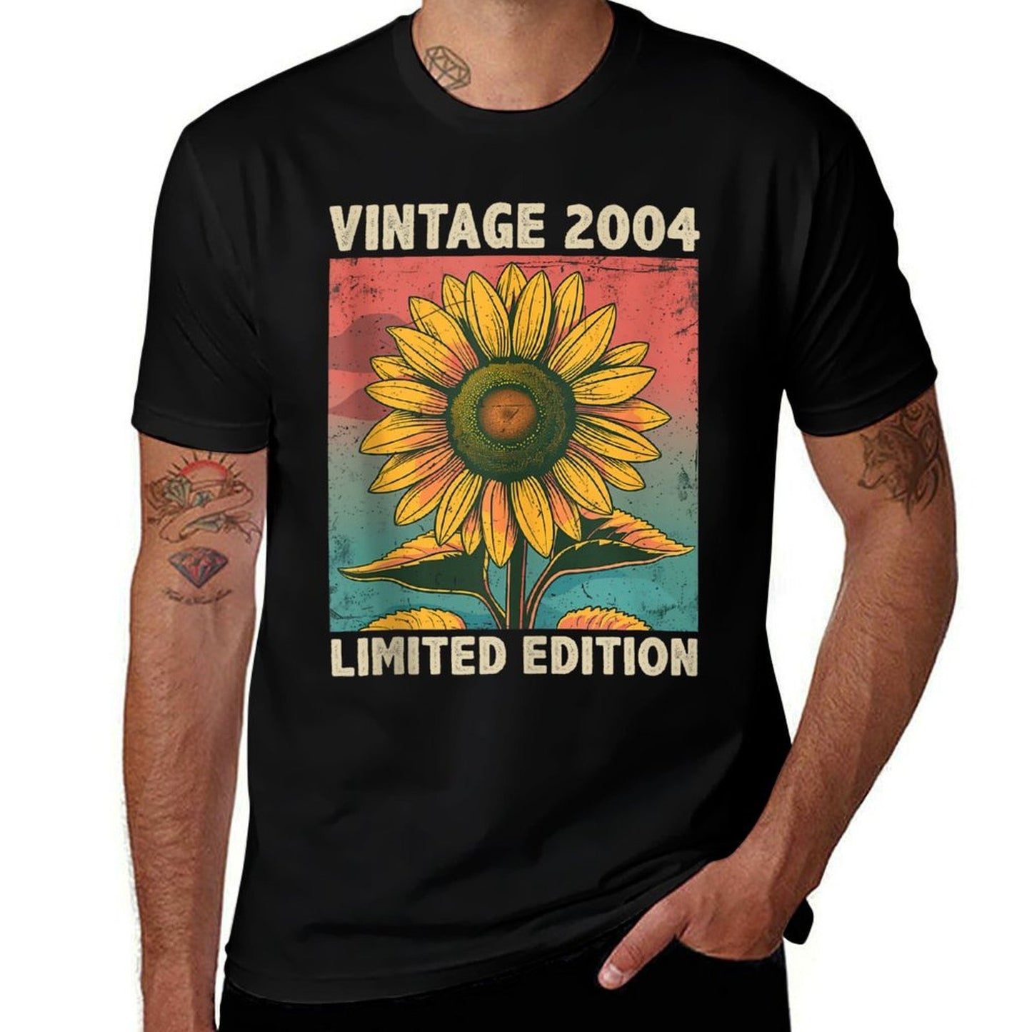 21 Years Old Gift Vintage 2004 Sunflower Lover 21st Birthday  Versatile T-Shirt